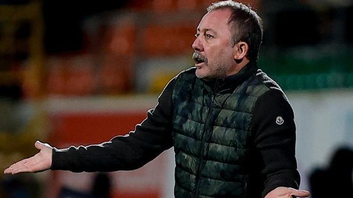 Beşiktaşta 7 yabancı futbolcunun bileti kesildi