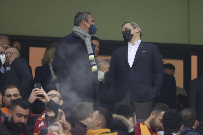 Son dakika haberi Galatasaray - Fenerbahçe maçında büyük gerilim Defolup gidin