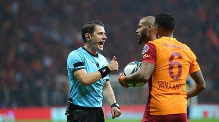 Son dakika haberi Galatasaray - Fenerbahçe maçında büyük gerilim Defolup gidin