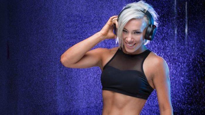 Caroline Buchanan kaza geçirdi