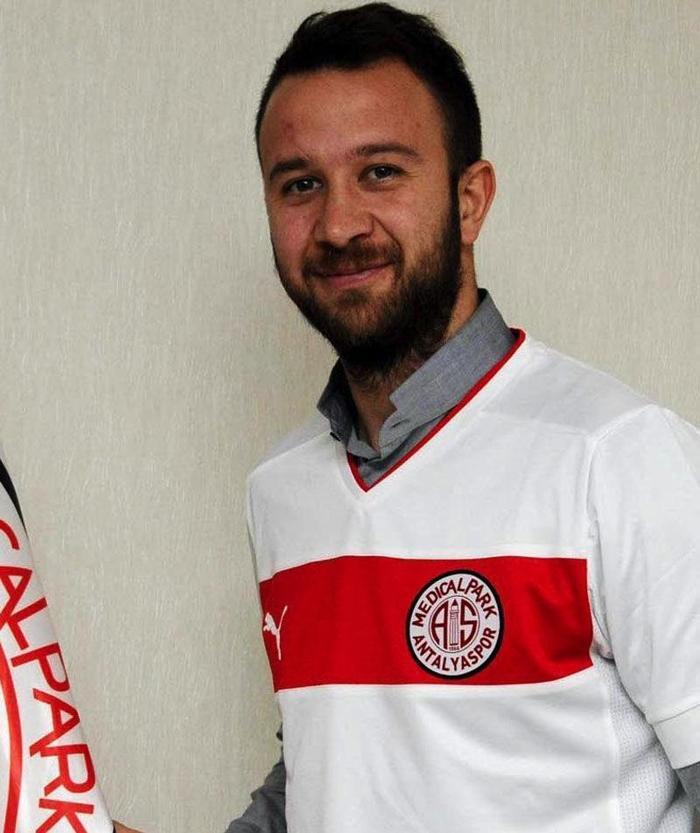 FIFA 15teki en iyi 50 Türk