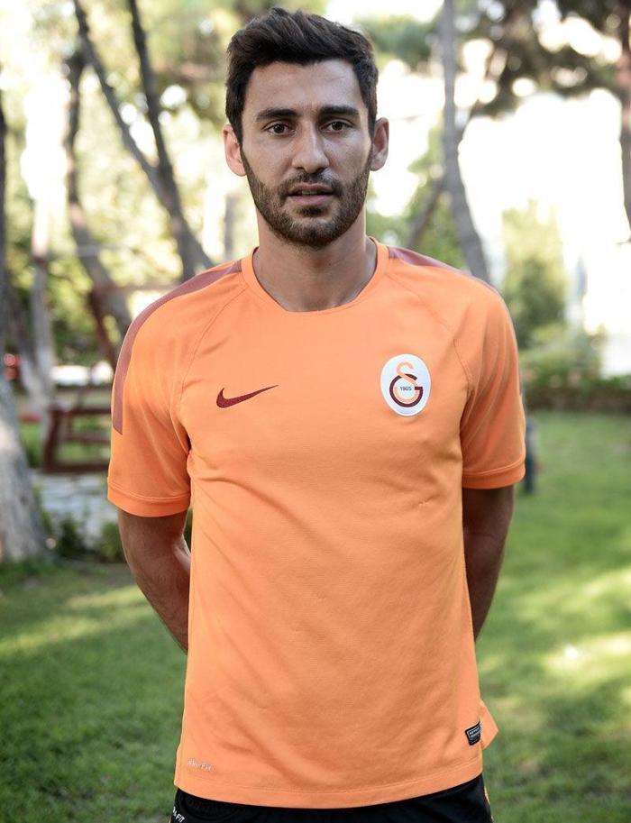 FIFA 15teki en iyi 50 Türk