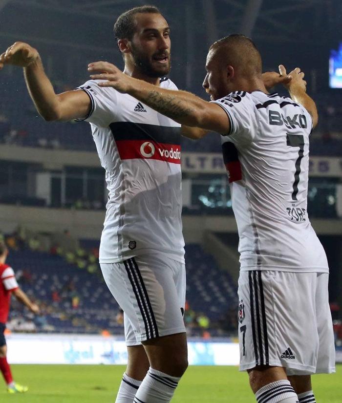 FIFA 15teki en iyi 50 Türk