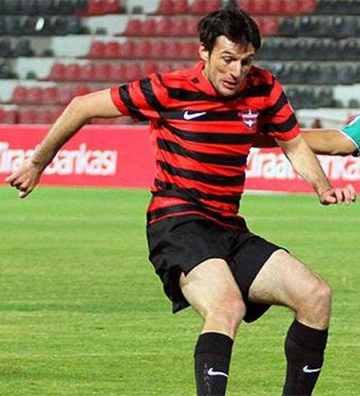 FIFA 15teki en iyi 50 Türk