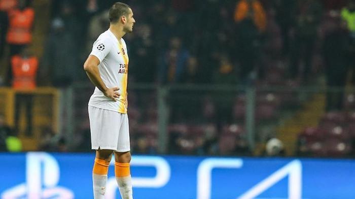 Galatasarayda operasyon 5 futbolcu yolcu