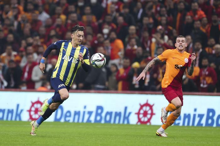 Galatasaray Fenerbahçe derbisi sonrası Avrupa Mesut Özili konuştu İşte Avrupa gazetelerinden manşetler...