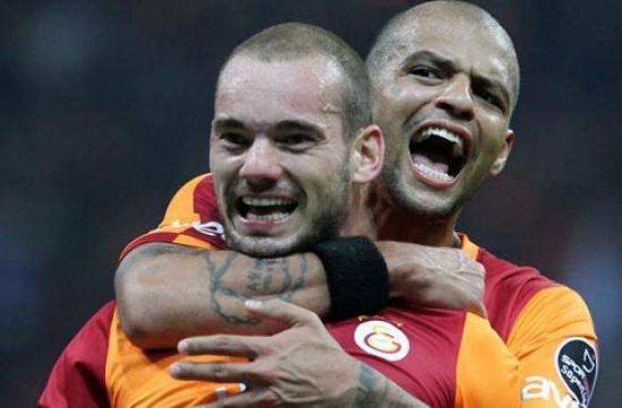 Galatasarayda operasyon 5 futbolcu yolcu