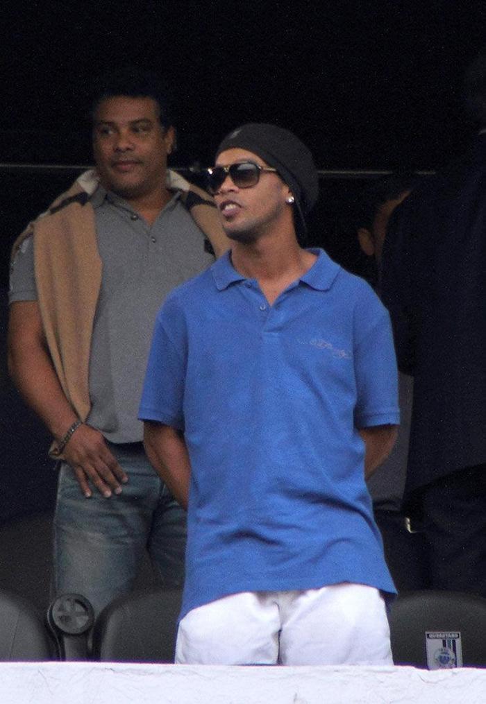 Ronaldinhoya muhteşem imza töreni