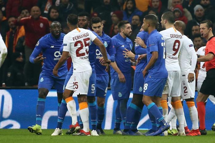 Fanatik yazarlarının Porto - Galatasaray maçı yorumları
