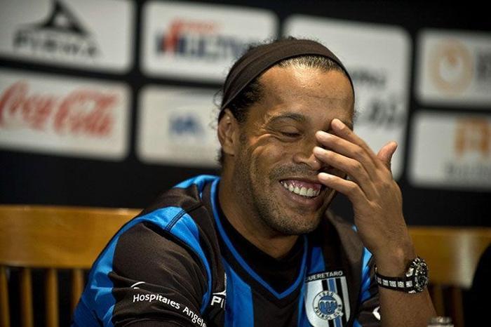Ronaldinhoya muhteşem imza töreni