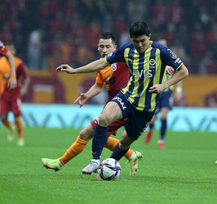 Galatasaray - Fenerbahçe derbisini Fanatik yazarları yorumladı VARa takılmasa...
