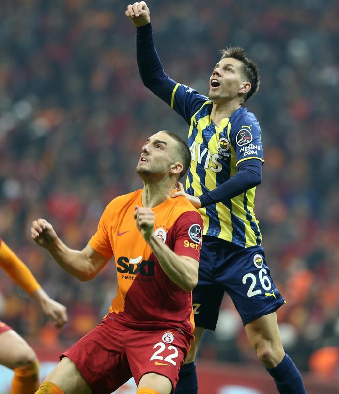 Galatasaray - Fenerbahçe derbisini Fanatik yazarları yorumladı VARa takılmasa...