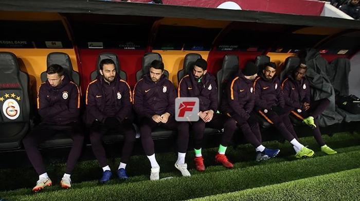 Eren Derdiyok kaçırdı Fatih Terim kulübede çıldırdı