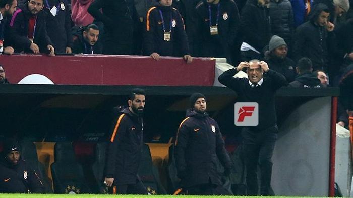 Eren Derdiyok kaçırdı Fatih Terim kulübede çıldırdı