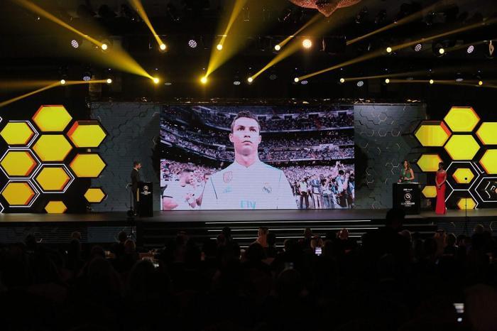 Cristiano Ronaldo ödüle doymuyor