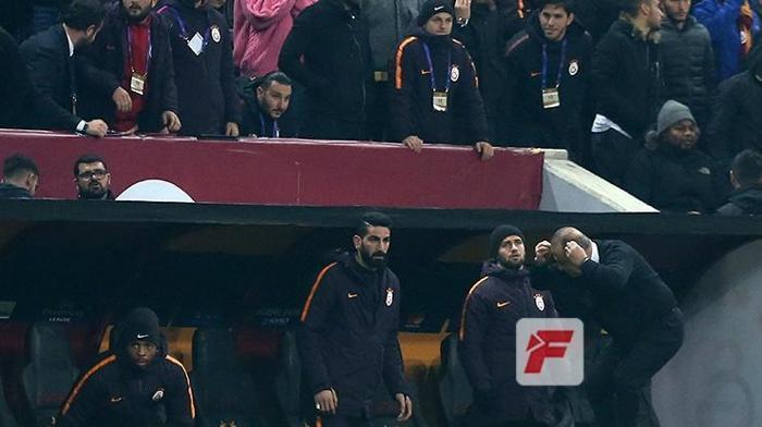 Eren Derdiyok kaçırdı Fatih Terim kulübede çıldırdı