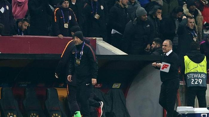 Eren Derdiyok kaçırdı Fatih Terim kulübede çıldırdı