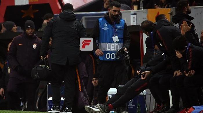 Eren Derdiyok kaçırdı Fatih Terim kulübede çıldırdı