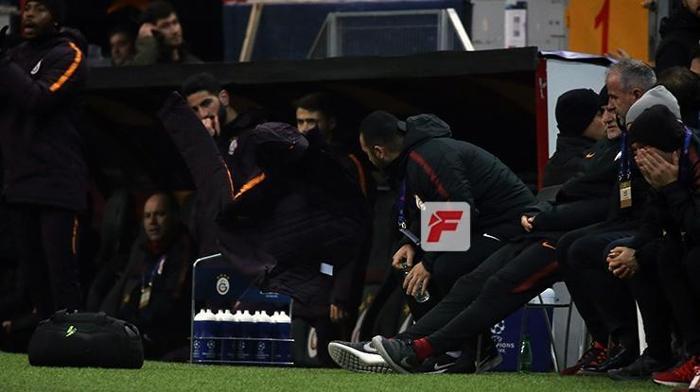 Eren Derdiyok kaçırdı Fatih Terim kulübede çıldırdı