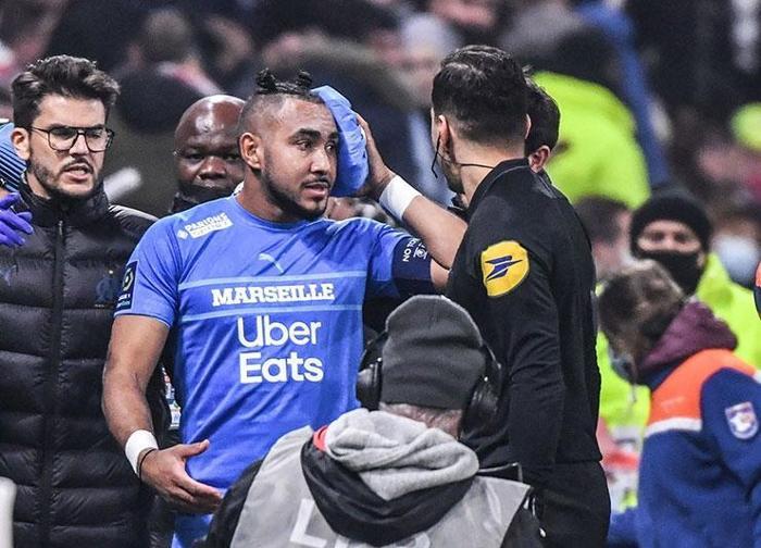 Lyon-Marsilya maçında ortalık karıştı İşte o anlar