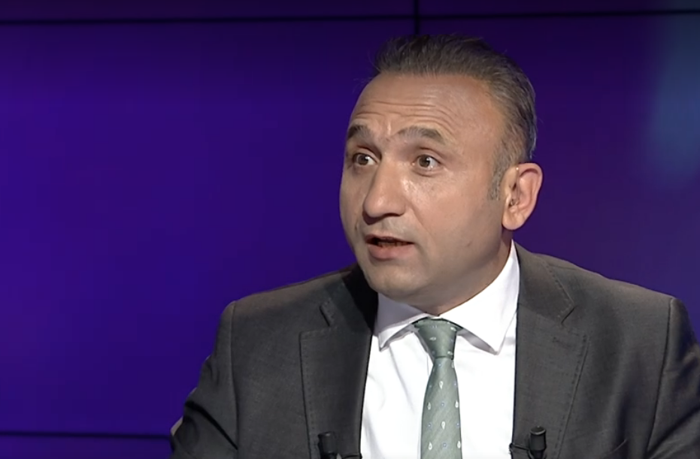 Deniz Çoban yorumladı Diagnenin golünde faul var mı Berkanın pozisyonu penaltı mı Tisserandın kırmızı kartı doğru mu