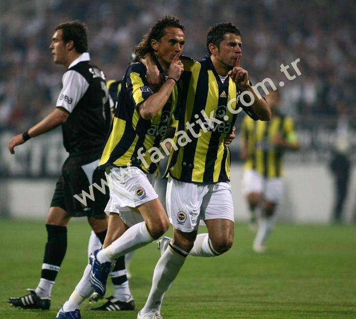 Mateja Kezman: 46 maç - 20 gol