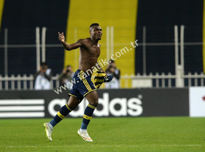 Emmanuel Emenike: 55 maç - 16 gol