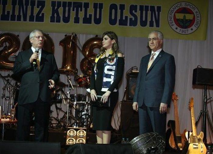 Fenerbahçede kadın kongre üyelerine özel yılbaşı eğlencesi düzenlendi