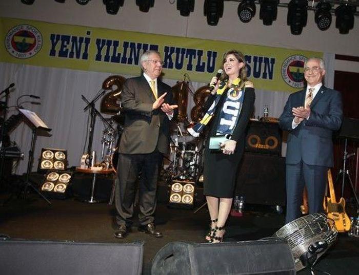 Fenerbahçede kadın kongre üyelerine özel yılbaşı eğlencesi düzenlendi