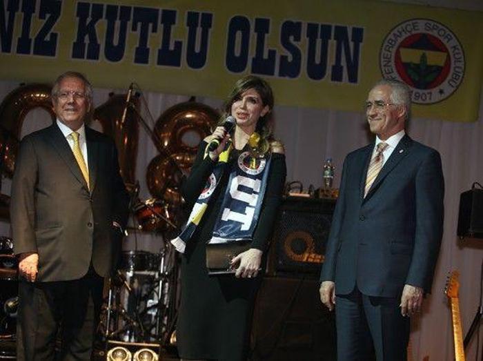 Fenerbahçede kadın kongre üyelerine özel yılbaşı eğlencesi düzenlendi