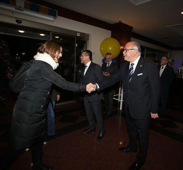 Fenerbahçede kadın kongre üyelerine özel yılbaşı eğlencesi düzenlendi