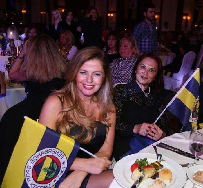 Fenerbahçede kadın kongre üyelerine özel yılbaşı eğlencesi düzenlendi
