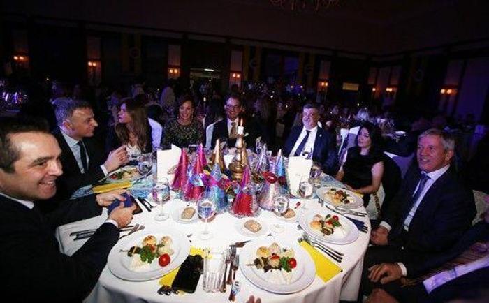 Fenerbahçede kadın kongre üyelerine özel yılbaşı eğlencesi düzenlendi