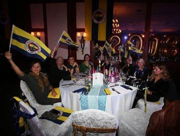 Fenerbahçede kadın kongre üyelerine özel yılbaşı eğlencesi düzenlendi