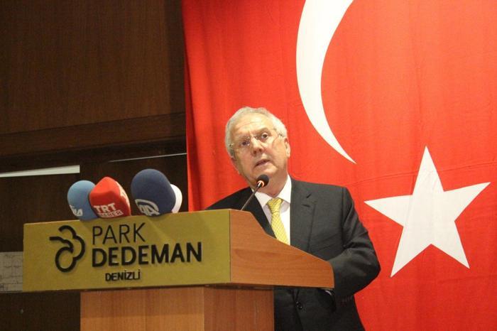 1- HOCAYI DÖNMEK İÇİN İKNA ETTİ