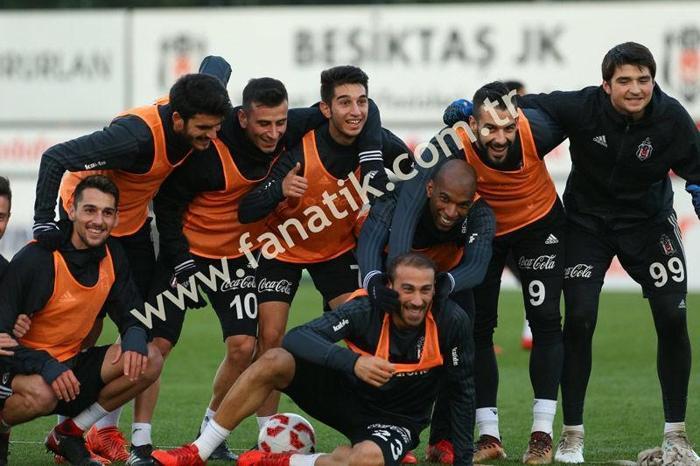 Negredo ve Quaresma antrenmana damga vurdu
