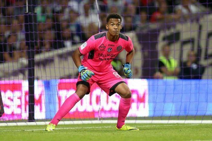 Alban Lafont (Kaleci)