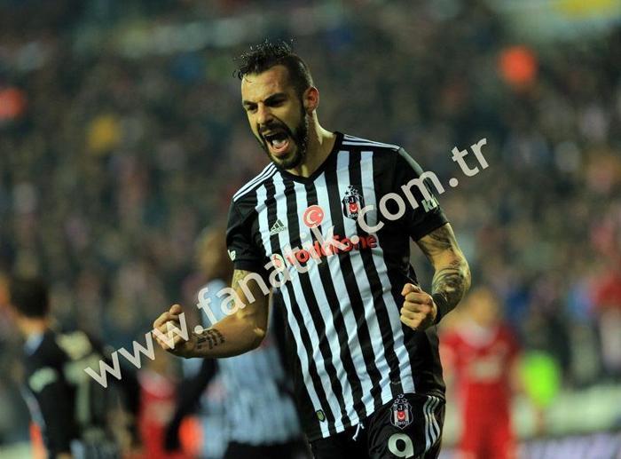 Beşiktaşta Negredo-Quaresma gerginliği sürüyor