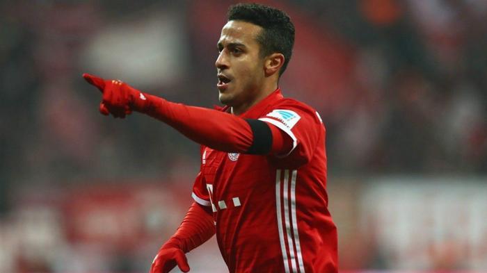 49) Thiago Alcantara