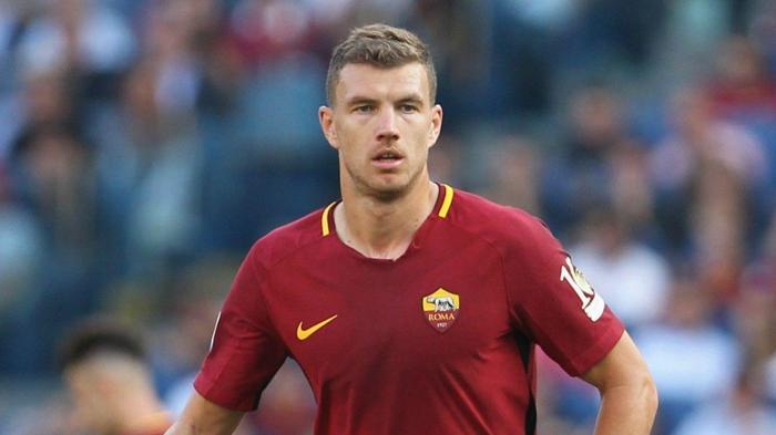 43) Edin Dzeko