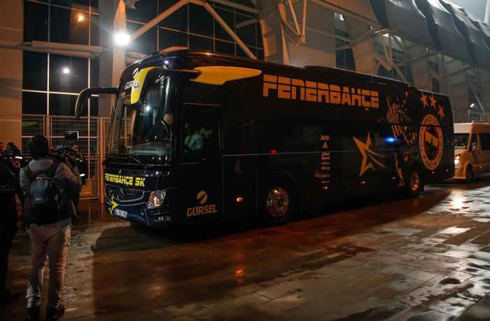 Samandıraya dönüşte neler yaşandı İşte Fenerbahçenin adım adım otobüs yolculuğu