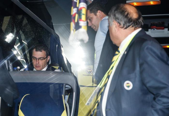 Samandıraya dönüşte neler yaşandı İşte Fenerbahçenin adım adım otobüs yolculuğu