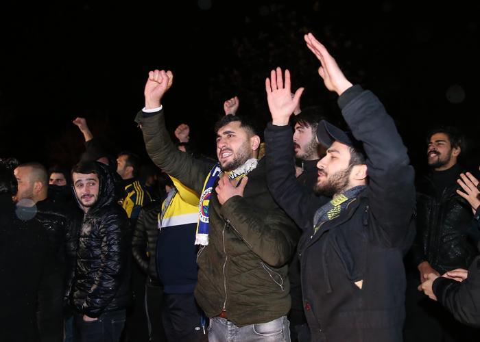 Samandıraya dönüşte neler yaşandı İşte Fenerbahçenin adım adım otobüs yolculuğu
