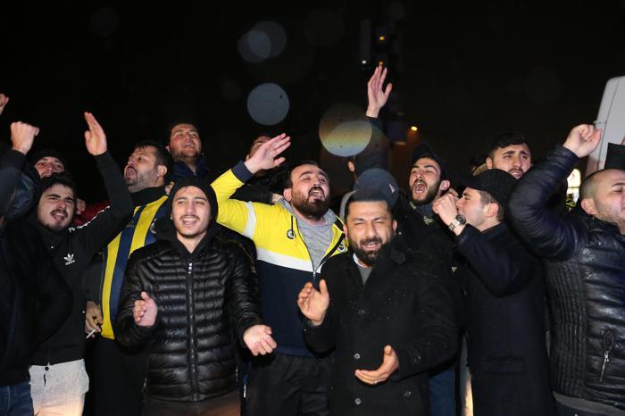 Samandıraya dönüşte neler yaşandı İşte Fenerbahçenin adım adım otobüs yolculuğu