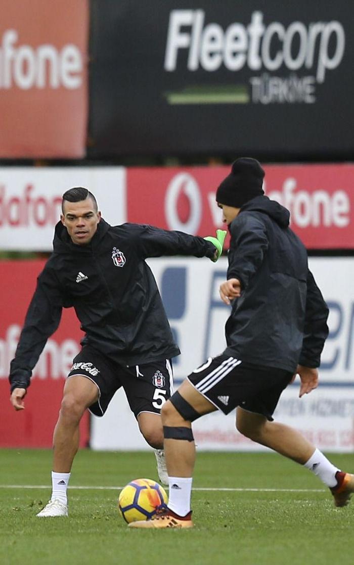 Bayern Münihe karşı defalarca mücadele ettin. Beşiktaşın şansını değerlendirir misin