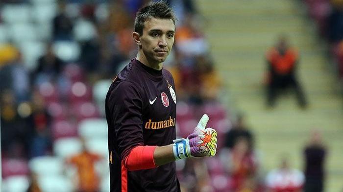 Muslera şaştı kaldı