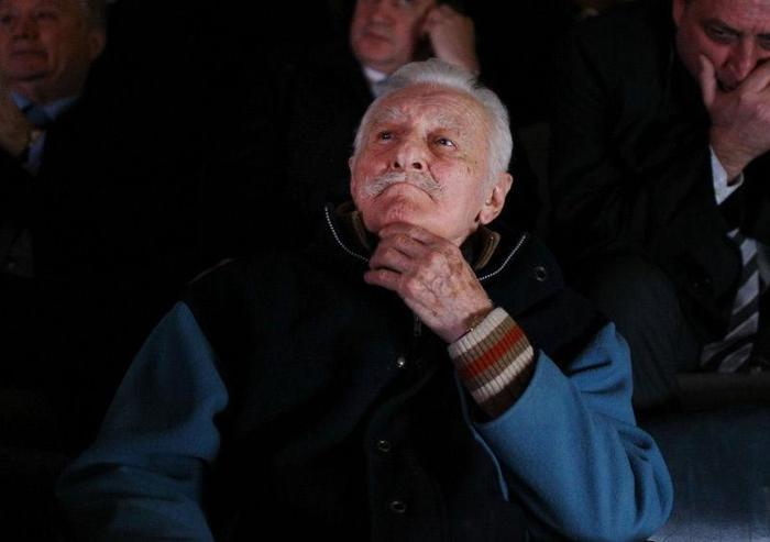 Süleyman Sebanın hayatından kareler