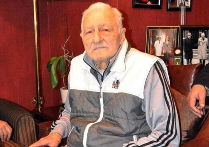Süleyman Sebanın hayatından kareler