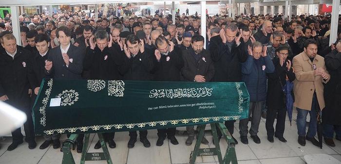 Avni Gülbakanoğlu toprağa verildi