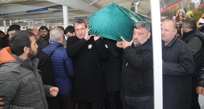 Avni Gülbakanoğlu toprağa verildi